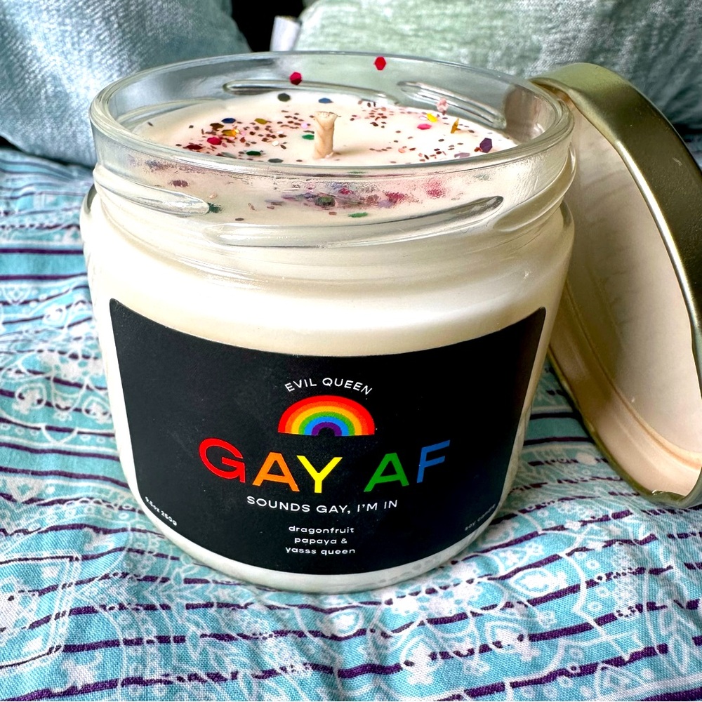 Evil queen pride candle Gay AF